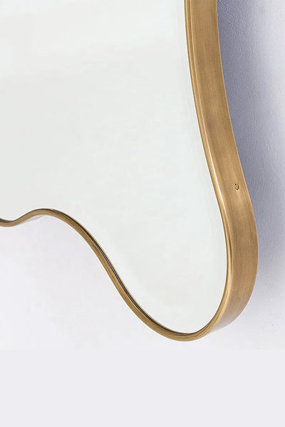 Pirelli Mirror