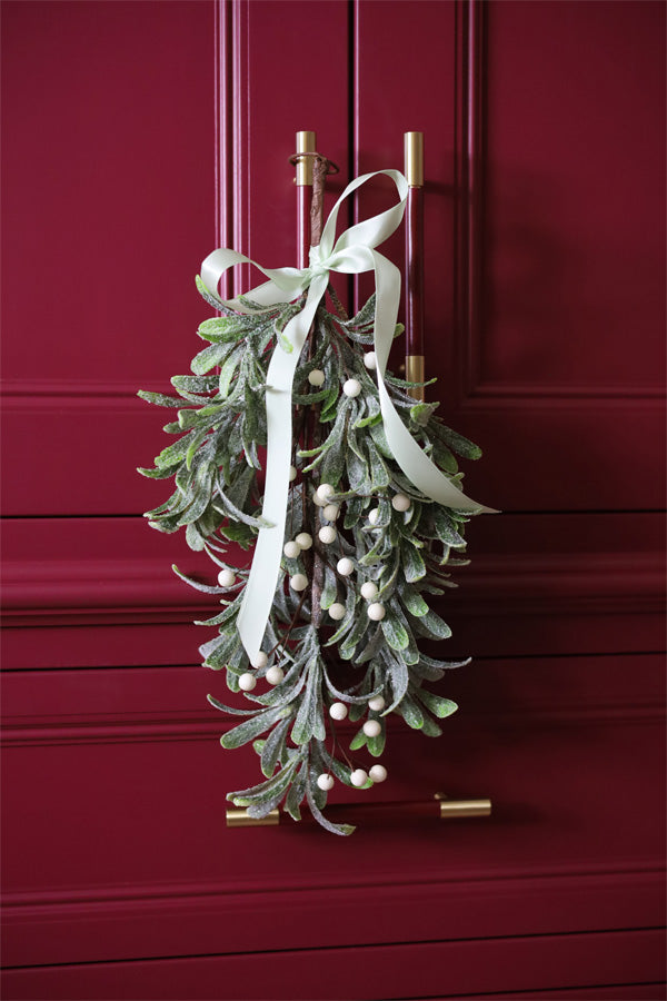Hanging Mistletoe Bunch