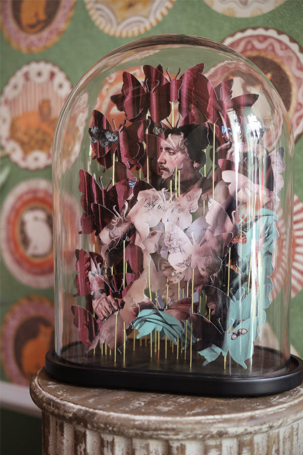 The Dandy - Art under a globe